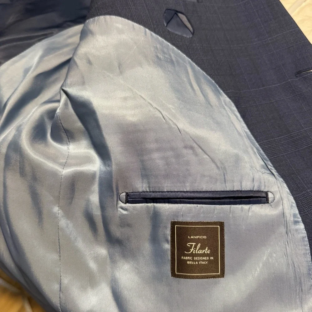 Paul Betenly Men's Blue Plaid Suit Thomas & Florence styles